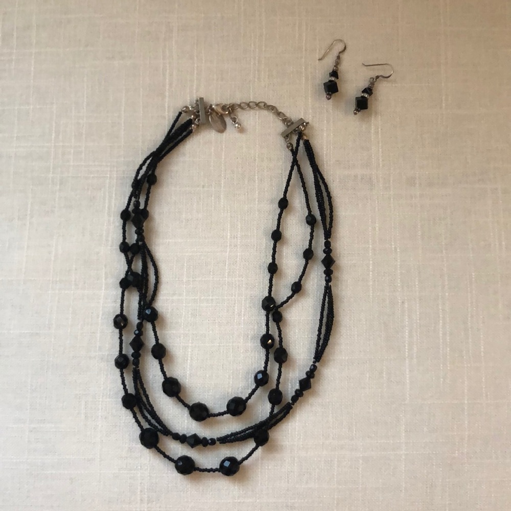BHWM Black beaded necklace with matching earrings